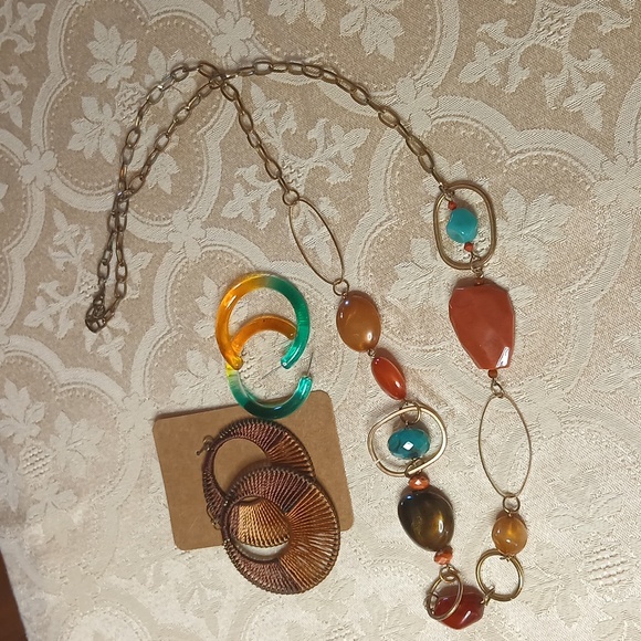 Jewelry Lot Wearable Pieces - Picture 12 of 16